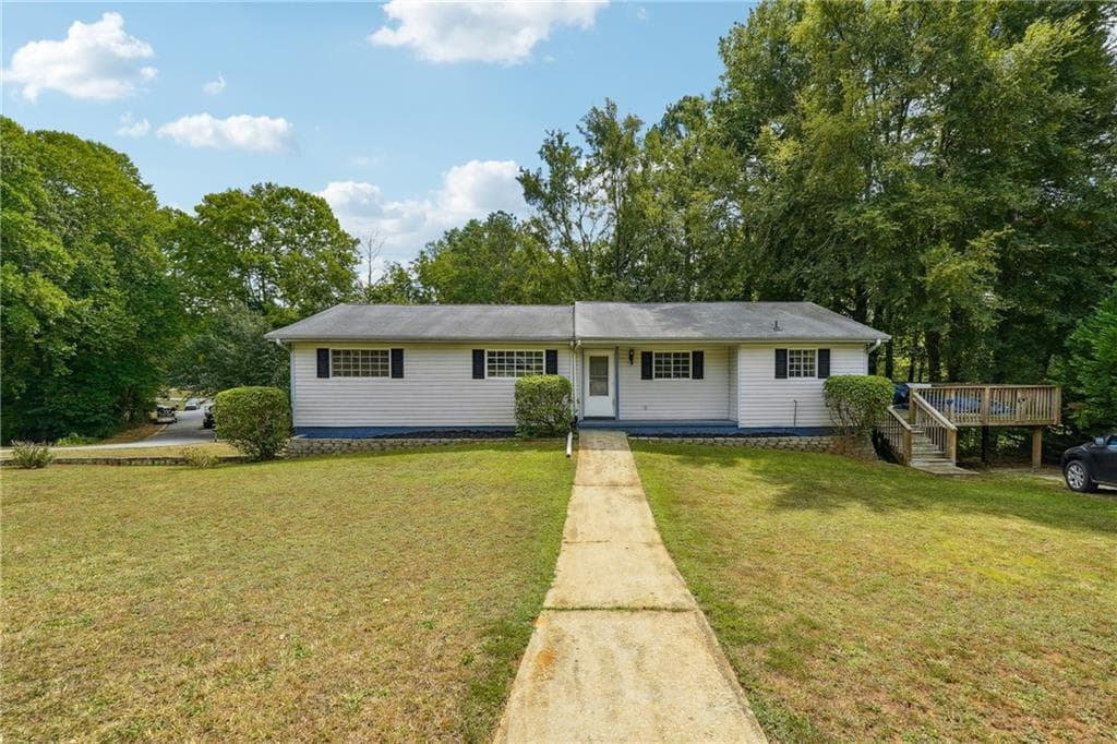 3 bedroom, 2 bathroom, 1,550 sq ft single family residence sold at 2415 Wales Drive, Austell, GA 30106