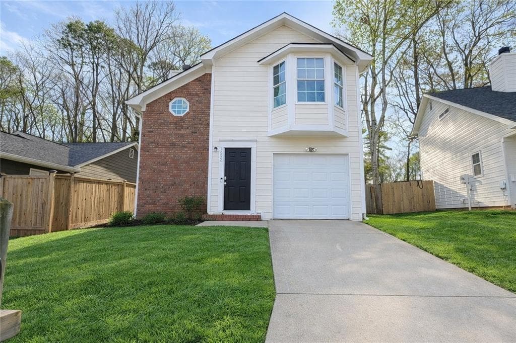3 bedroom, 3 bathroom, 1,466 sq ft single family residence sold at 3699 Oakwood Manor, Decatur, GA 30032