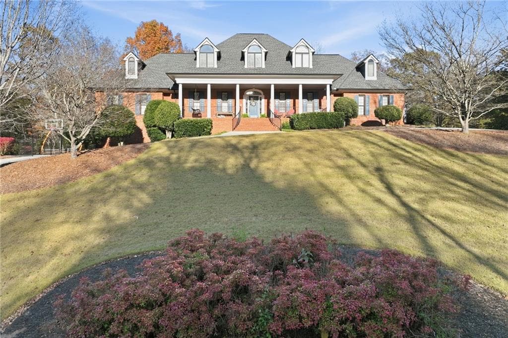 6 bedroom, 6 bathroom, 7,485 sq ft single family residence for sale at 2650 Waters Edge Drive, Gainesville, GA 30504 — photo 2