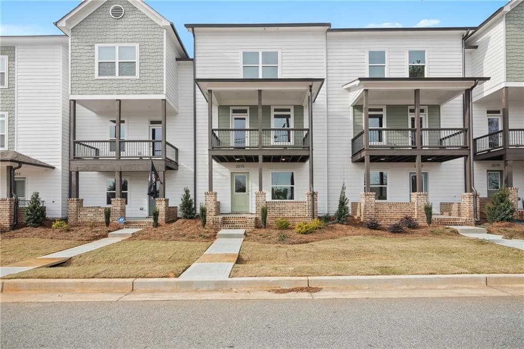2215 Nena Way 20, Tucker, GA 30084 — most recent listing photo