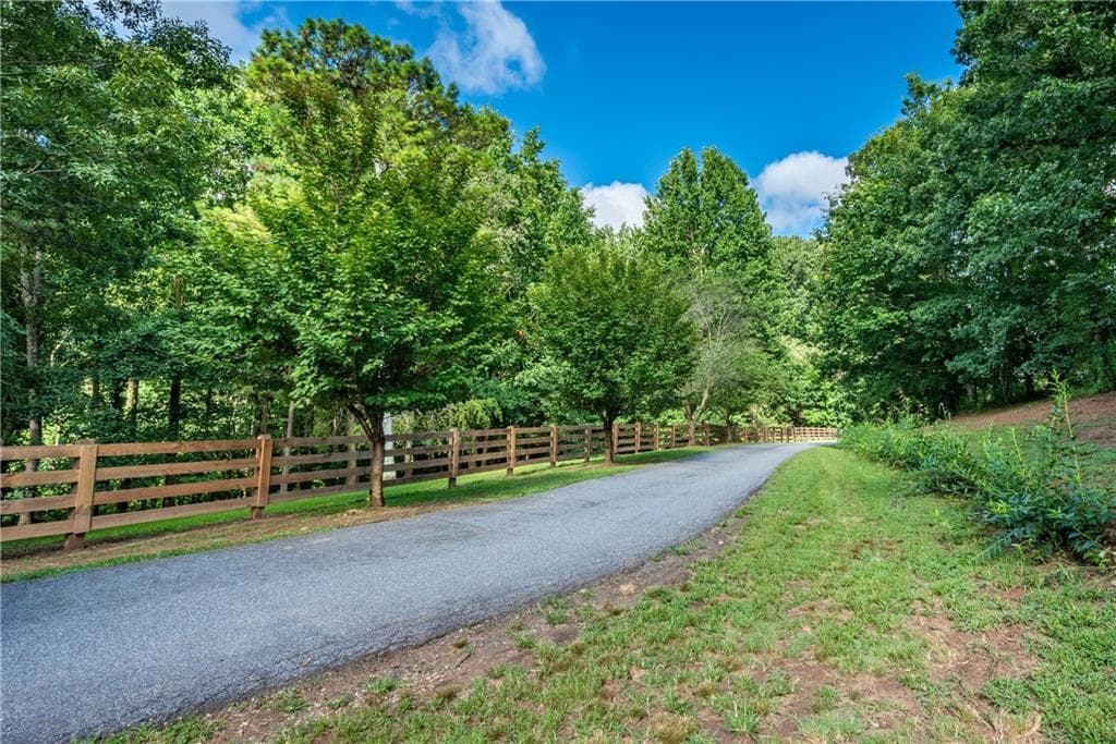 4 bedroom, 6 bathroom, 8,642 sq ft single family residence for sale at 755 Harris Road, Jasper, GA 30143 — photo 7