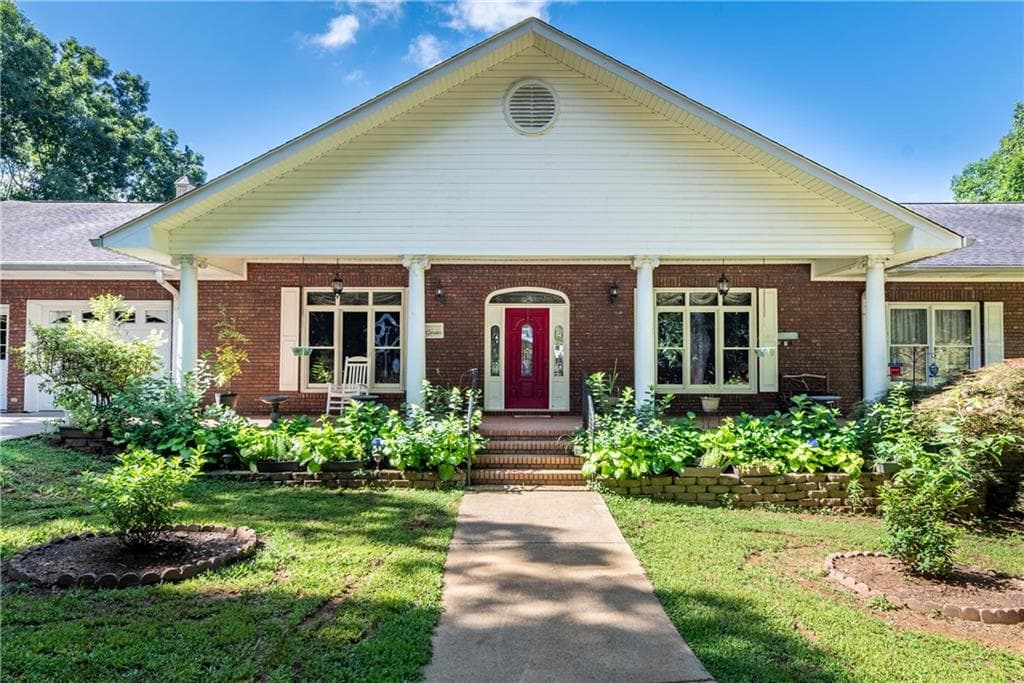 4 bedroom, 6 bathroom, 8,642 sq ft single family residence for sale at 755 Harris Road, Jasper, GA 30143 — photo 9
