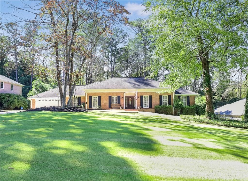 4 bedroom, 3 bathroom, 3,784 sq ft single family residence under contract at 5735 Riverwood Drive, Atlanta, GA 30328 — photo 2