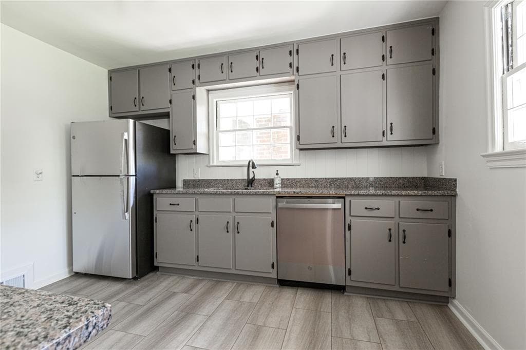 3 bedroom, 2 bathroom, 1,632 sq ft single family residence for rent at 2115 Pinellas Trail, Decatur, GA 30033 for $2,500 a month — photo 3