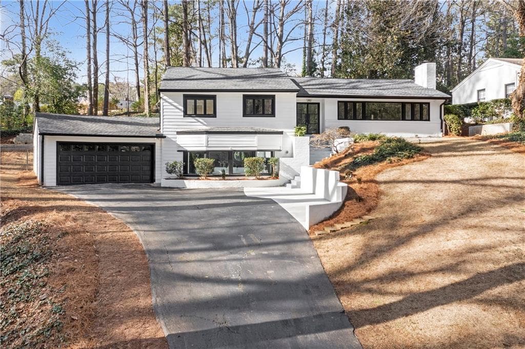 4 bedroom, 4 bathroom, 3,121 sq ft single family residence sold at 2858 Mornington Drive, Atlanta, GA 30327
