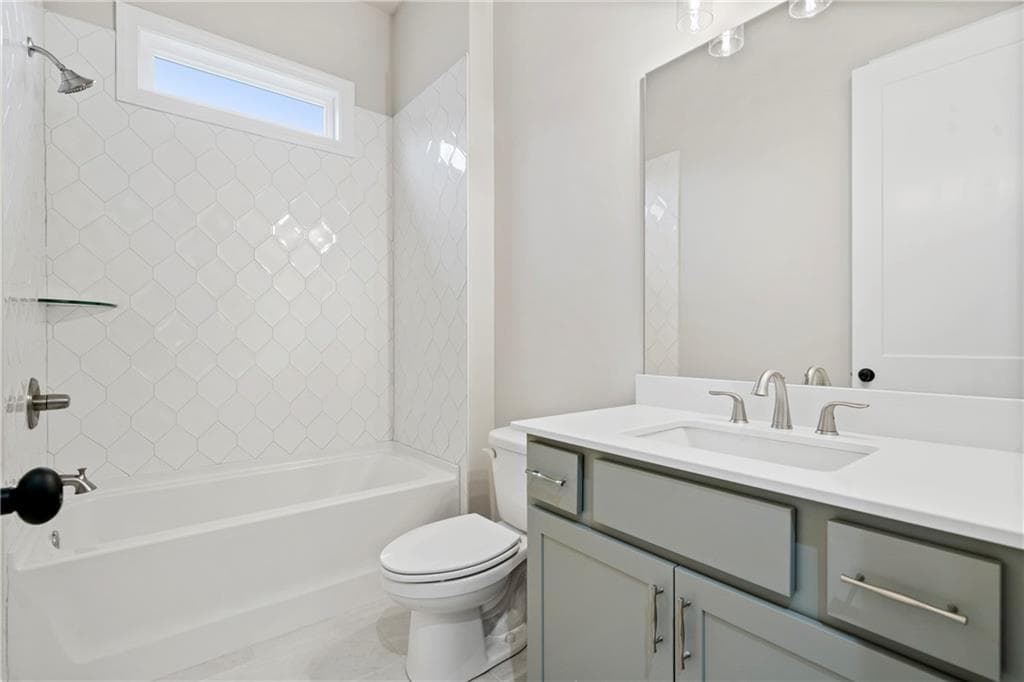 5 bedroom, 5 bathroom, 3,400 sq ft single family residence for sale at 3812 Havenrock Drive, Marietta, GA 30066 — photo 7