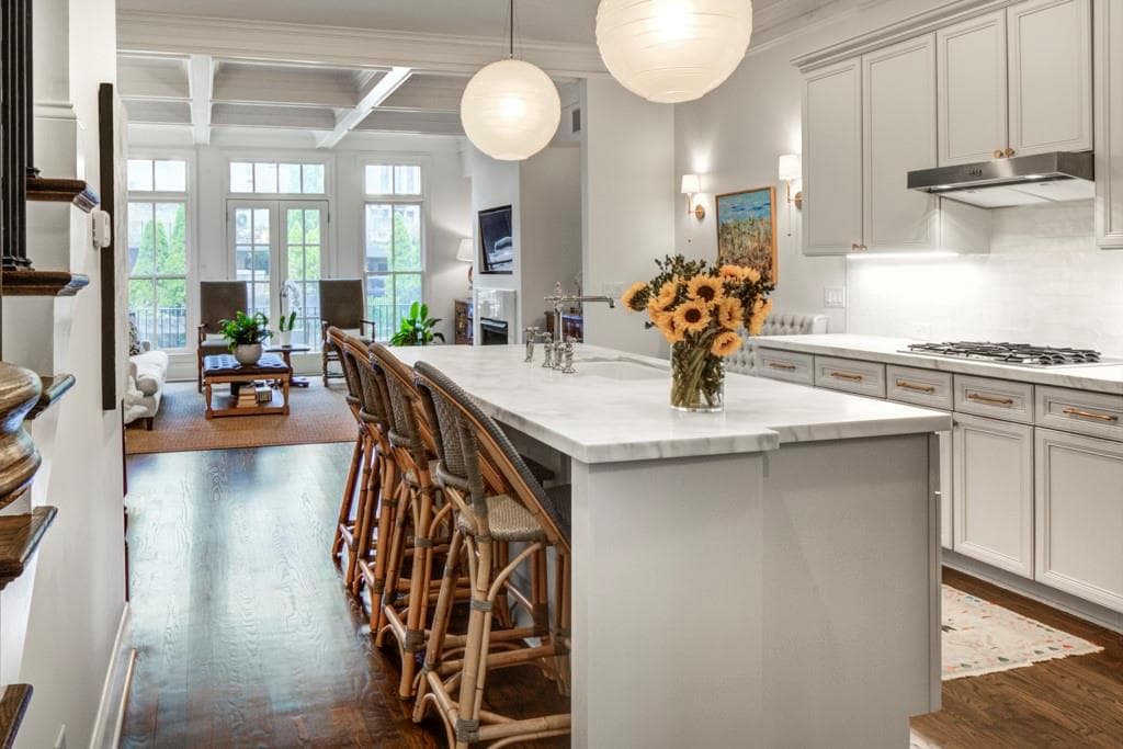 45 Honour Avenue, Atlanta, GA 30305 — most recent listing photo