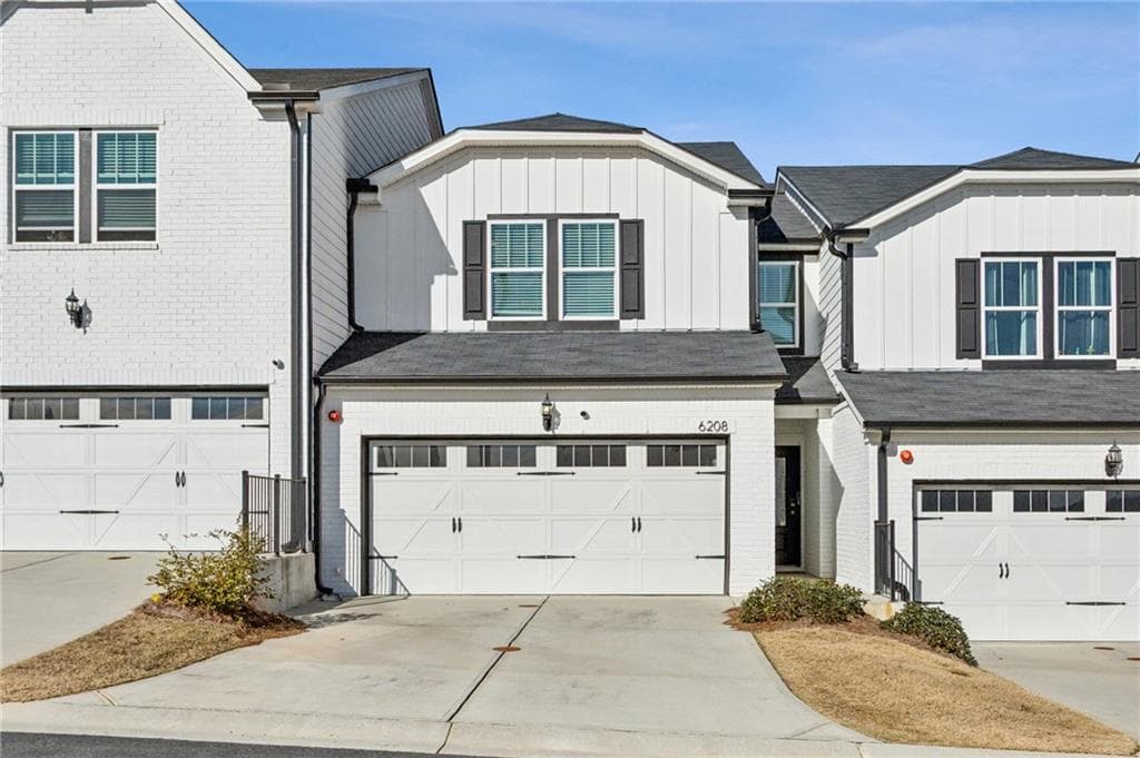 6208 Pipevine Lane, Smyrna, GA 30126 — most recent listing photo