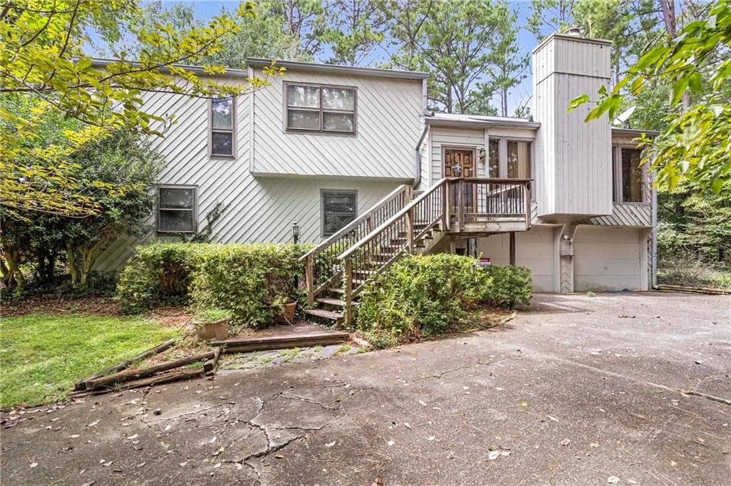 3 bedroom, 3 bathroom, 2,420 sq ft single family residence sold at 3645 Lassiter Road, Marietta, GA 30062