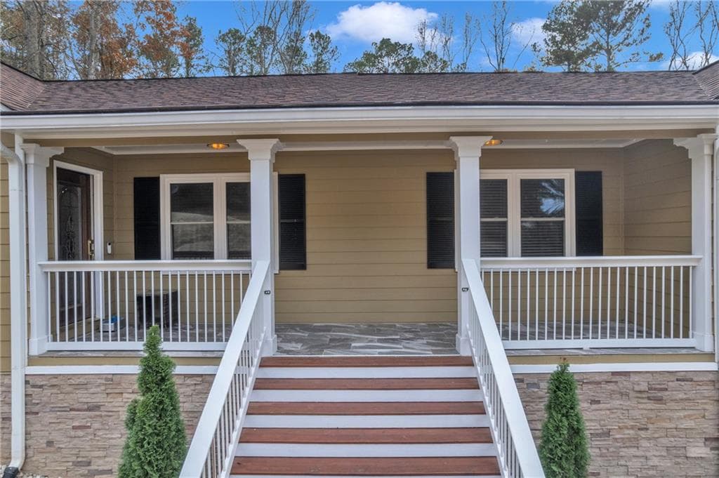 3 bedroom, 2 bathroom, 3,256 sq ft single family residence for sale at 373 Presidential Drive, Dallas, GA 30157 — photo 2