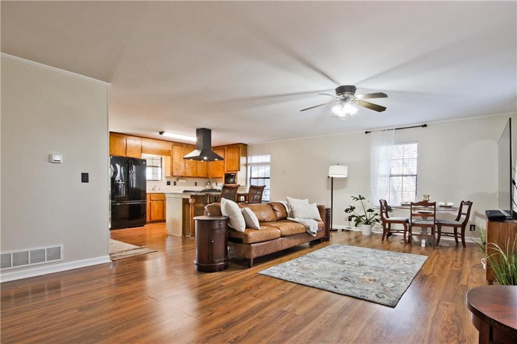 3 bedroom, 2 bathroom, 1,532 sq ft single family residence for sale at 304 Sunset Court, Jasper, GA 30143 — photo 5