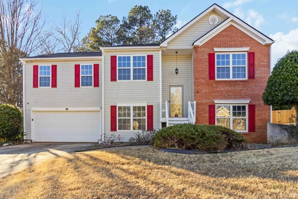 4 bedroom, 3 bathroom, 2,815 sq ft single family residence sold at 4565 Darrowby Drive, Powder Springs, GA 30127