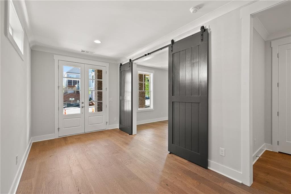 4 bedroom, 5 bathroom, 4,064 sq ft single family residence under contract at 466 Chandler Lane, Woodstock, GA 30188 — photo 7