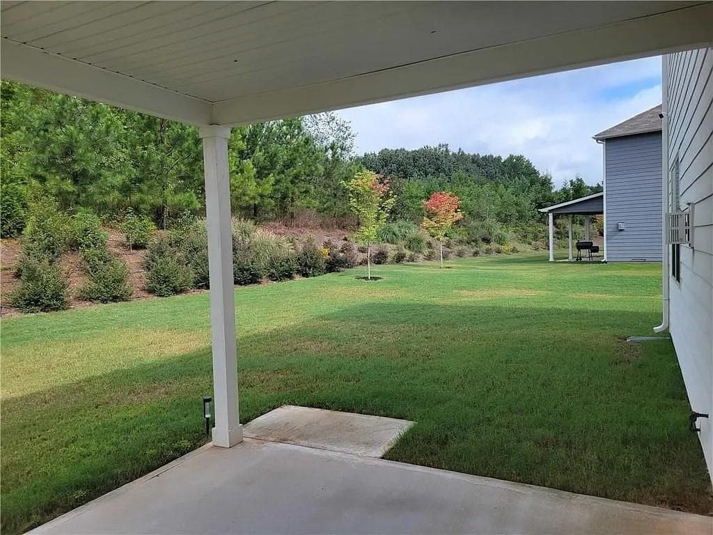 4 bedroom, 3 bathroom, 3,080 sq ft single family residence for rent at 1817 Hanwoo Lane, Powder Springs, GA 30127 for $3,150 a month — photo 3
