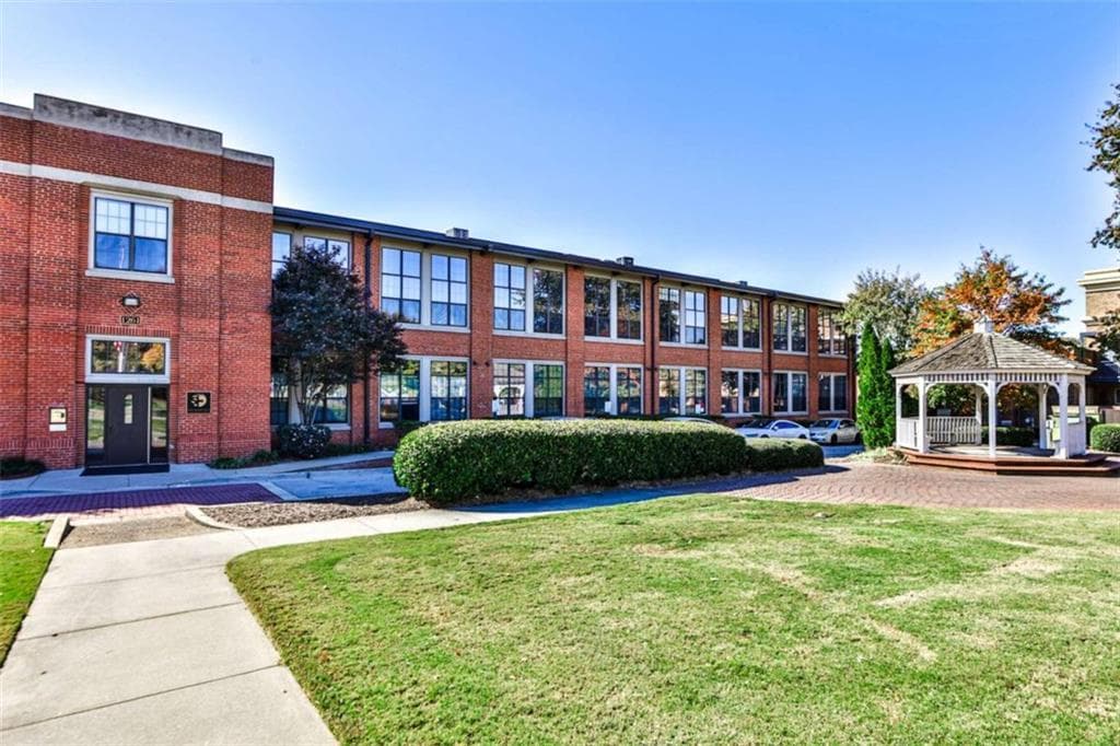1 bedroom, 2 bathroom, 1,072 sq ft condominium for sale at 1261 CAROLINE Street 211, Atlanta, GA 30307 — photo 8
