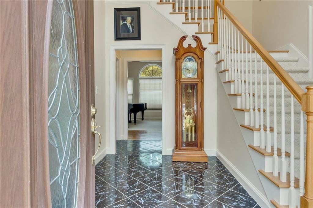 6 bedroom, 5 bathroom, 6,404 sq ft single family residence for sale at 205 Mill Run, Fayetteville, GA 30214 — photo 4