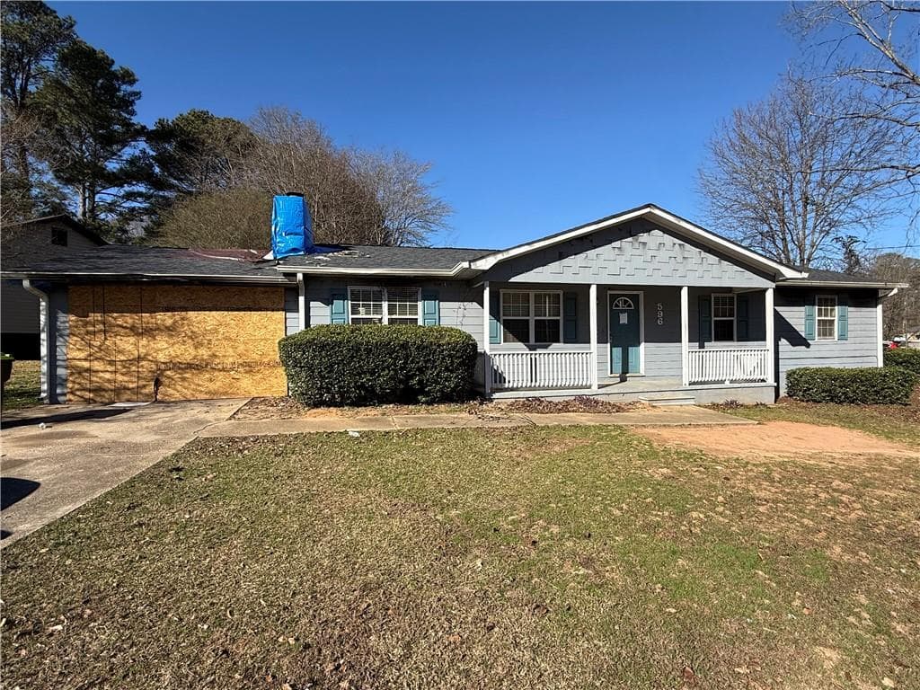 596 Lakeridge Circle, Conyers, GA 30094 — most recent listing photo