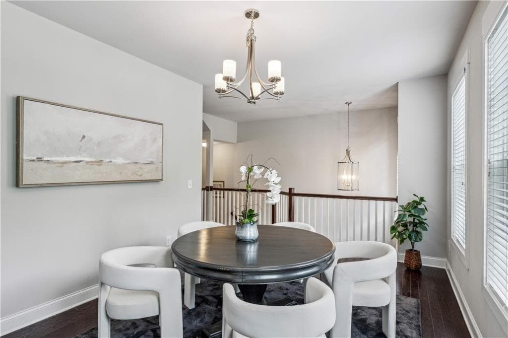 3 bedroom, 4 bathroom, 2,600 sq ft townhouse for sale at 2817 White Oak Lane, Decatur, GA 30032 — photo 6
