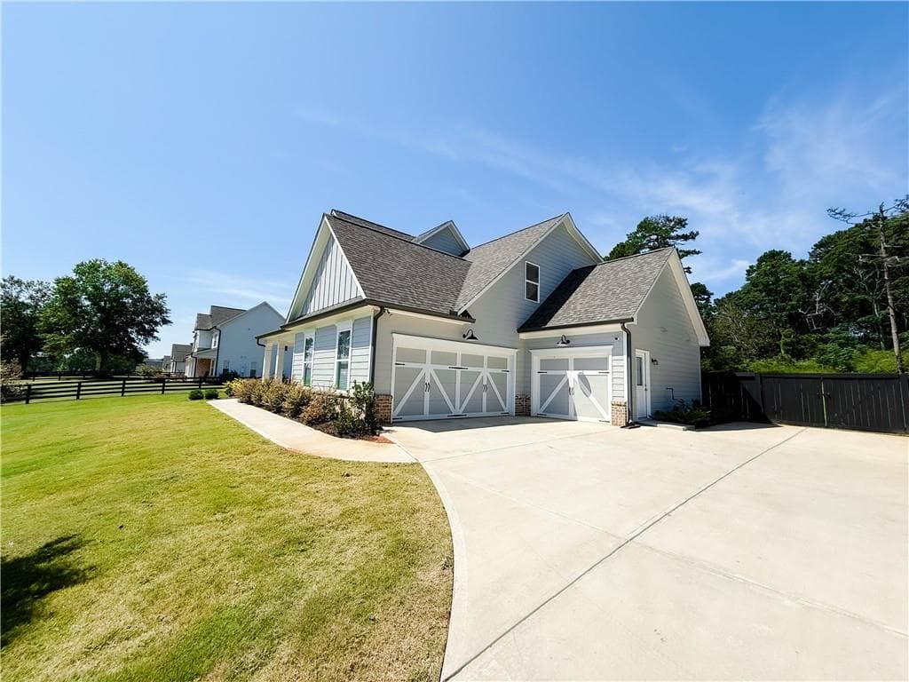 4 bedroom, 4 bathroom, 2,806 sq ft single family residence for sale at 868 Smith Mill, Winder, GA 30680 — photo 2