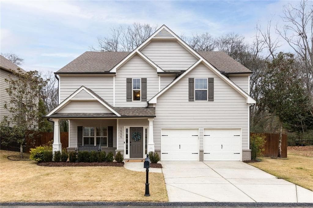 4 bedroom, 3 bathroom, 2,460 sq ft single family residence sold at 1555 Princeton Trail, Smyrna, GA 30080