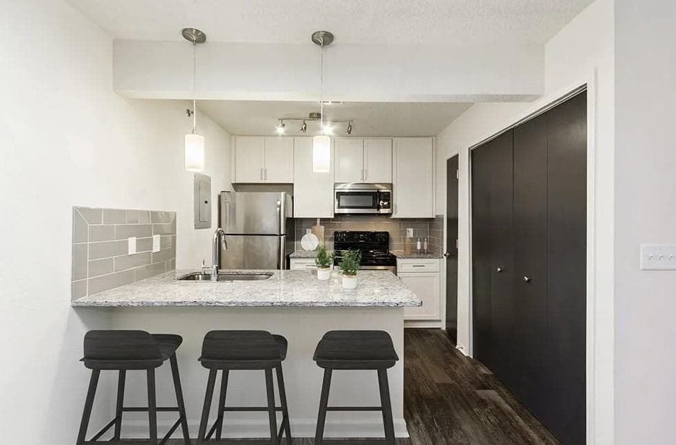 1 bedroom, 1 bathroom, 650 sq ft apartment for rent at 3500 Windcliff Drive 2608, Marietta, GA 30067 for $1,016 a month — photo 1 of 27