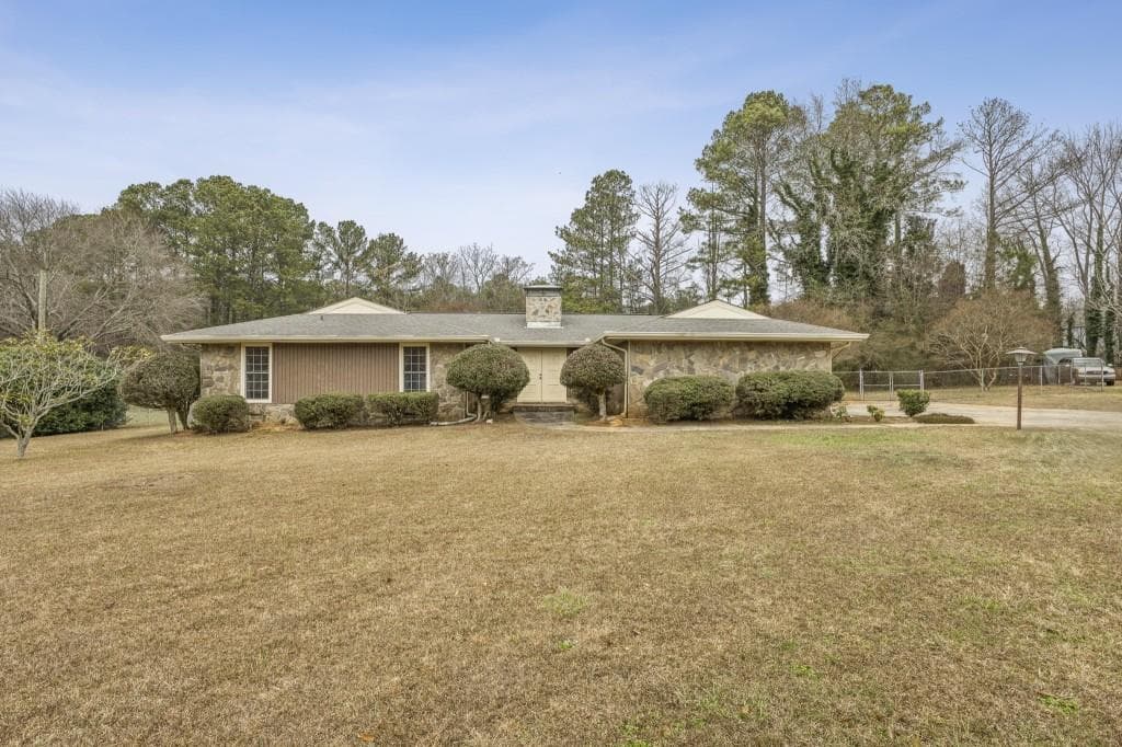 533 Avalon Drive, Fayetteville, GA 30214 — most recent listing photo