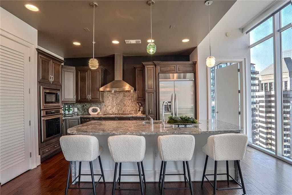 2 bedroom, 3 bathroom, 2,289 sq ft condominium for sale at 1065 Peachtree Street 3505, Atlanta, GA 30309 — photo 6
