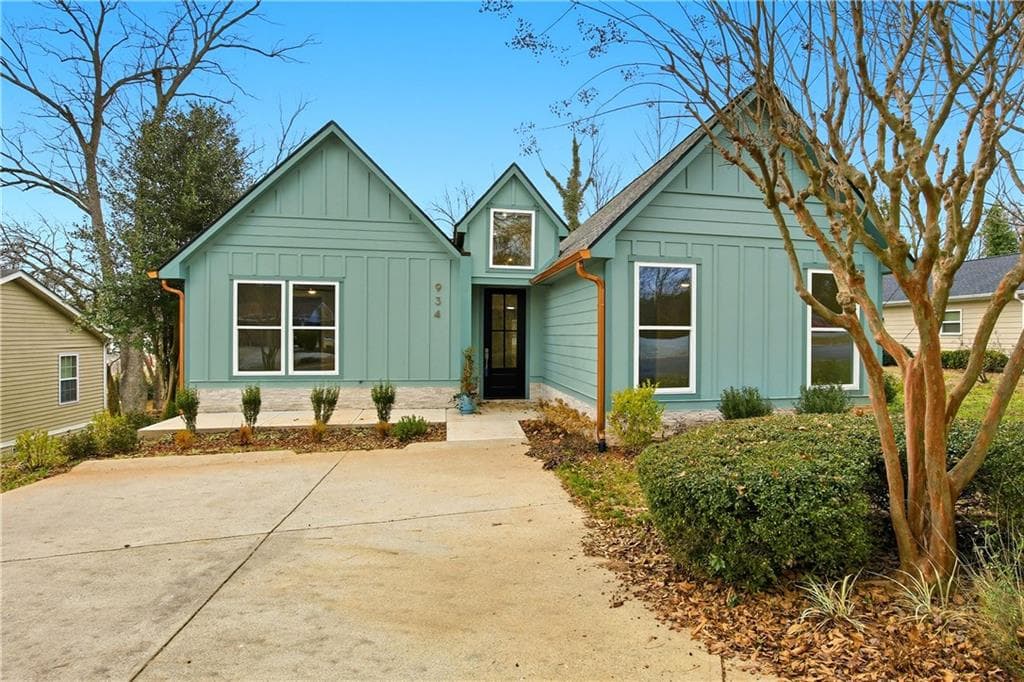 934 Zion Circle, Roswell, GA 30075 — most recent listing photo