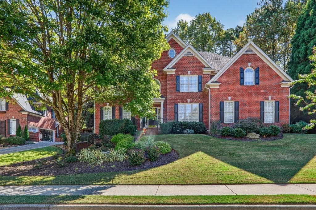 215 Radlett Lane, Alpharetta, GA 30022 — most recent listing photo