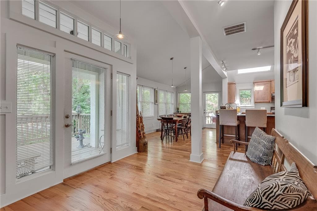 4 bedroom, 4 bathroom, 3,434 sq ft single family residence for sale at 4621 Lakeshore Drive, Pine Lake, GA 30072 — photo 5
