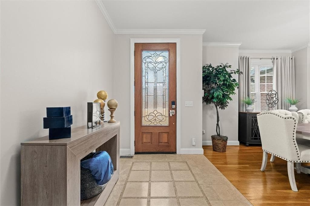 6 bedroom, 4 bathroom, 3,670 sq ft single family residence for sale at 218 N Ole Hickory Trail, Carrollton, GA 30117 — photo 6