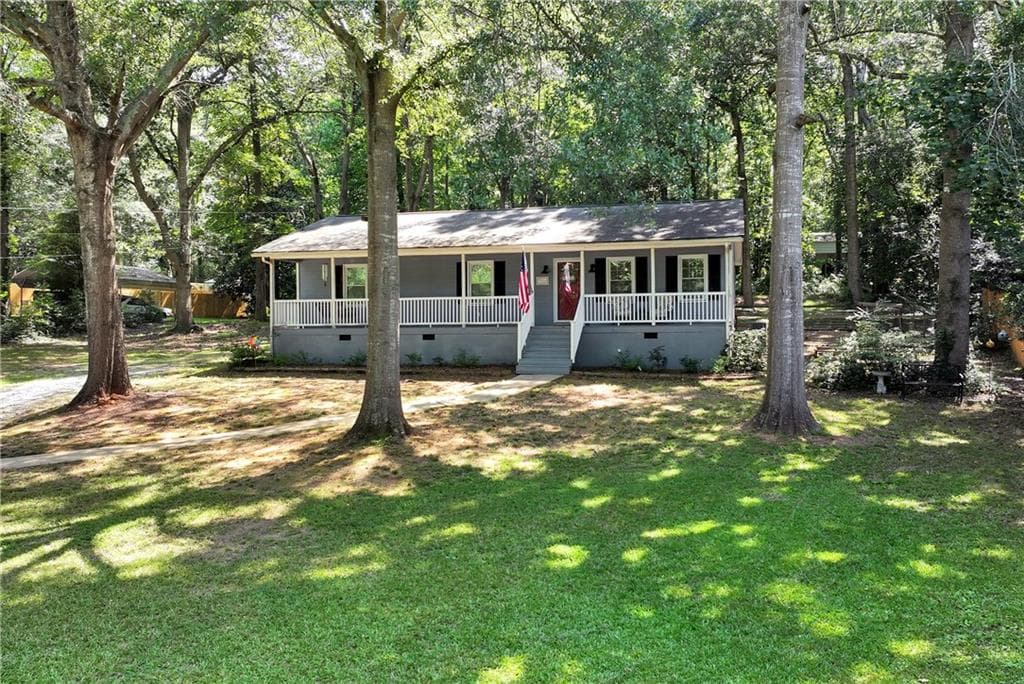 3 bedroom, 2 bathroom, 1,248 sq ft single family residence sold at 90 Old City Park Road, Lavonia, GA 30553