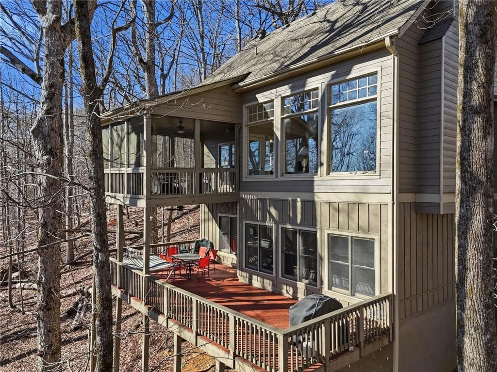 3 bedroom, 3 bathroom, 2,130 sq ft single family residence for sale at 425 Sanderlin Mountain Drive, Jasper, GA 30143 — photo 4