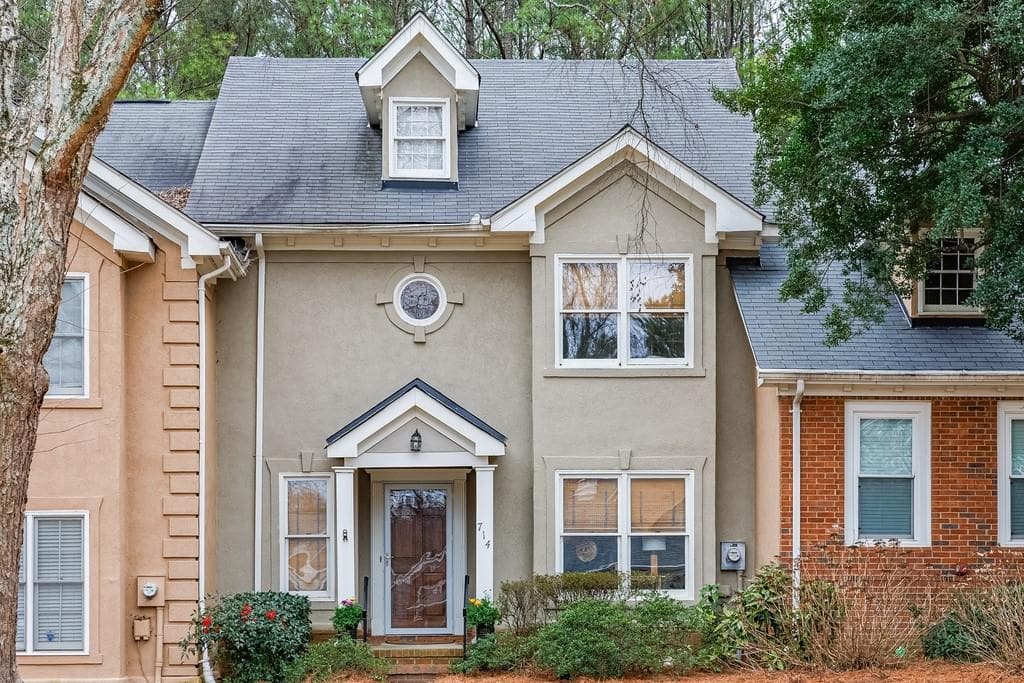 714 Olde Towne Lane, Marietta, GA 30068 — most recent listing photo