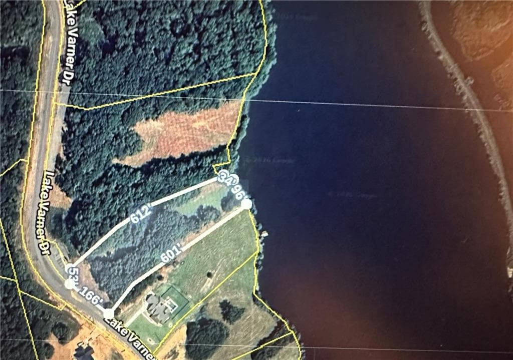single family residence for sale at 622 Lake Varner Drive, Covington, GA 30014 — photo 2