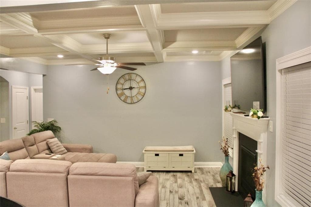 5 bedroom, 4 bathroom, 2,569 sq ft single family residence for sale at 4613 Water Oak Court, Gainesville, GA 30504 — photo 3