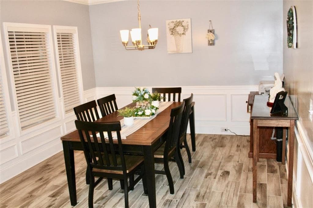 5 bedroom, 4 bathroom, 2,569 sq ft single family residence for sale at 4613 Water Oak Court, Gainesville, GA 30504 — photo 9