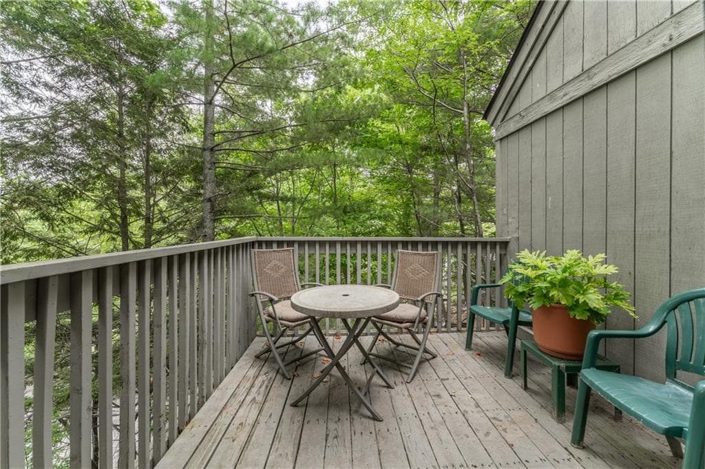 3 bedroom, 2 bathroom, 1,440 sq ft single family residence for rent at 135 Wolfscratch Drive 609, Big Canoe, GA 30143 for $2,650 a month — photo 9