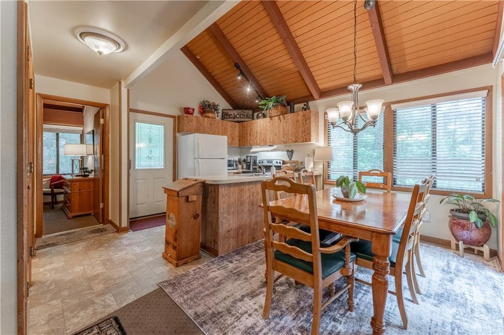3 bedroom, 2 bathroom, 1,440 sq ft single family residence for rent at 135 Wolfscratch Drive 609, Big Canoe, GA 30143 for $2,650 a month — photo 10