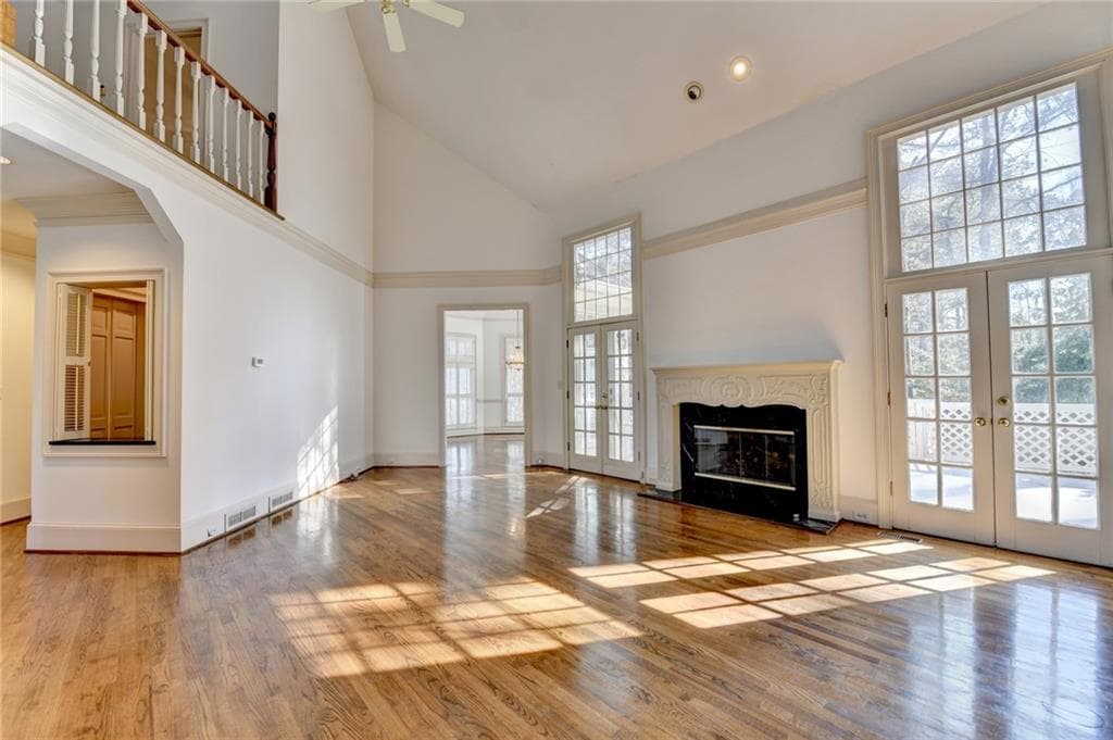 5 bedroom, 6 bathroom, 6,200 sq ft single family residence under contract at 3021 Shinnecock Hills Drive, Johns Creek, GA 30097 — photo 9