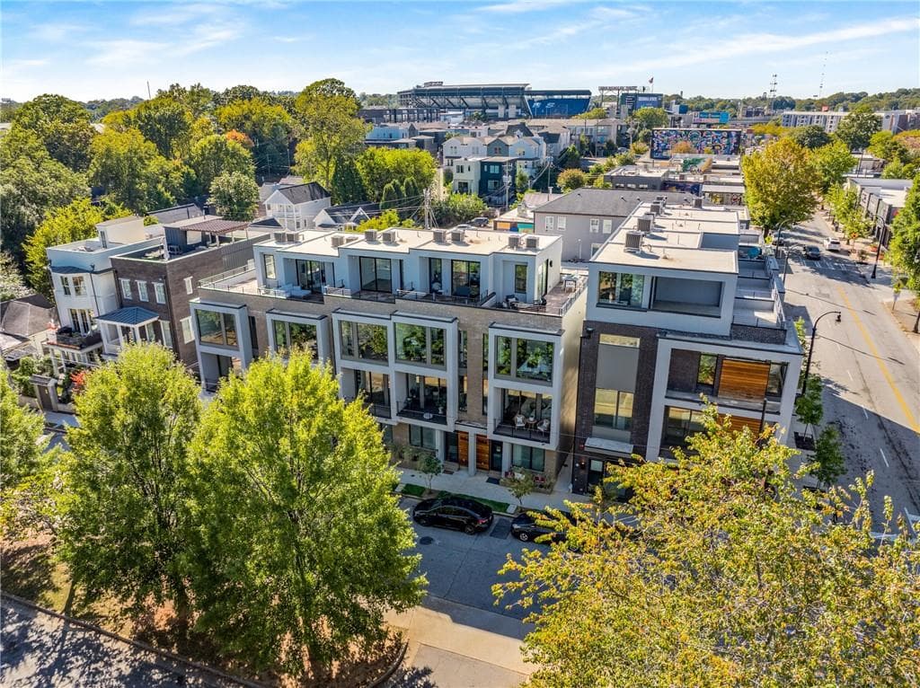 3 bedroom, 4 bathroom, 1,718 sq ft townhouse for sale at 105 Georgia Avenue 8, Atlanta, GA 30312