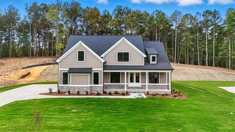 5 bedroom, 4 bathroom, 2,962 sq ft single family residence for sale at 9 Everwood Court, Rome, GA 30161 — photo 2