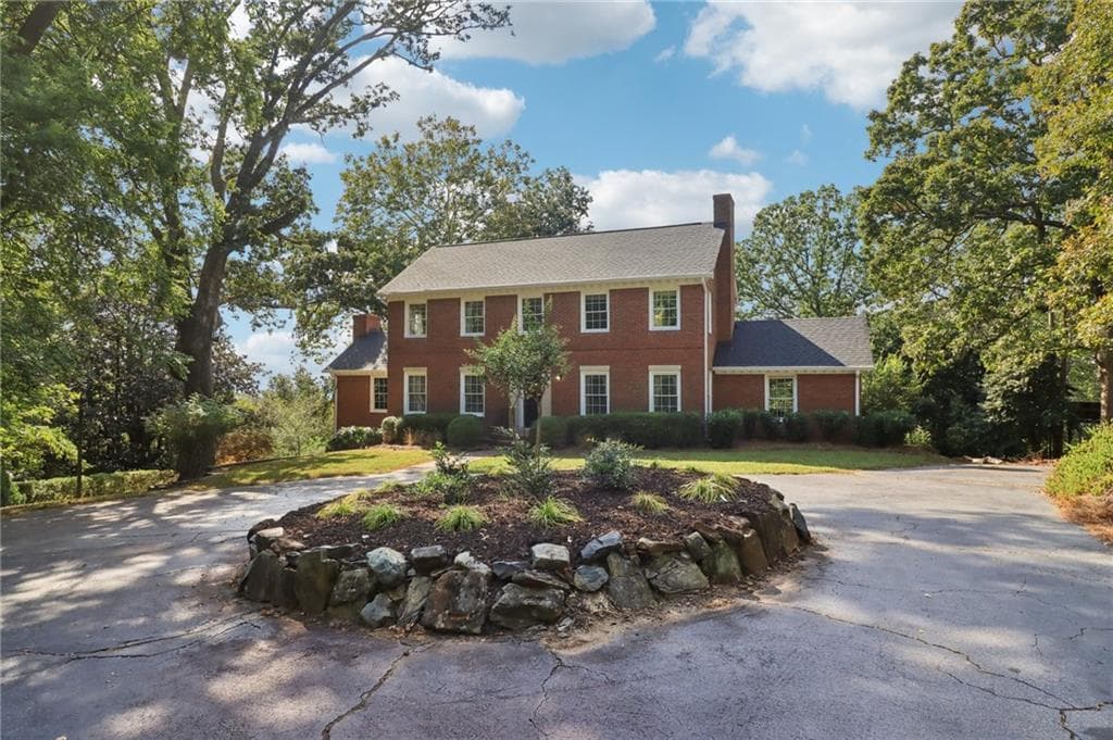 4 bedroom, 4 bathroom, 3,677 sq ft single family residence for sale at 1441 Beaumont Drive, Kennesaw, GA 30152 — photo 4