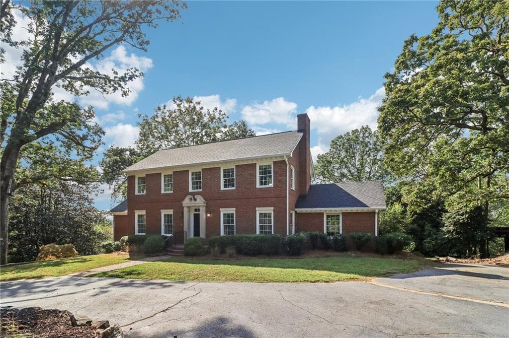 4 bedroom, 4 bathroom, 3,677 sq ft single family residence for sale at 1441 Beaumont Drive, Kennesaw, GA 30152 — photo 5
