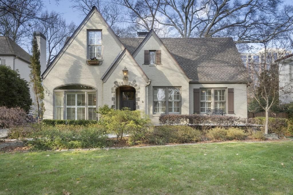4 bedroom, 4 bathroom, 3,041 sq ft single family residence sold at 37 26th Street, Atlanta, GA 30309