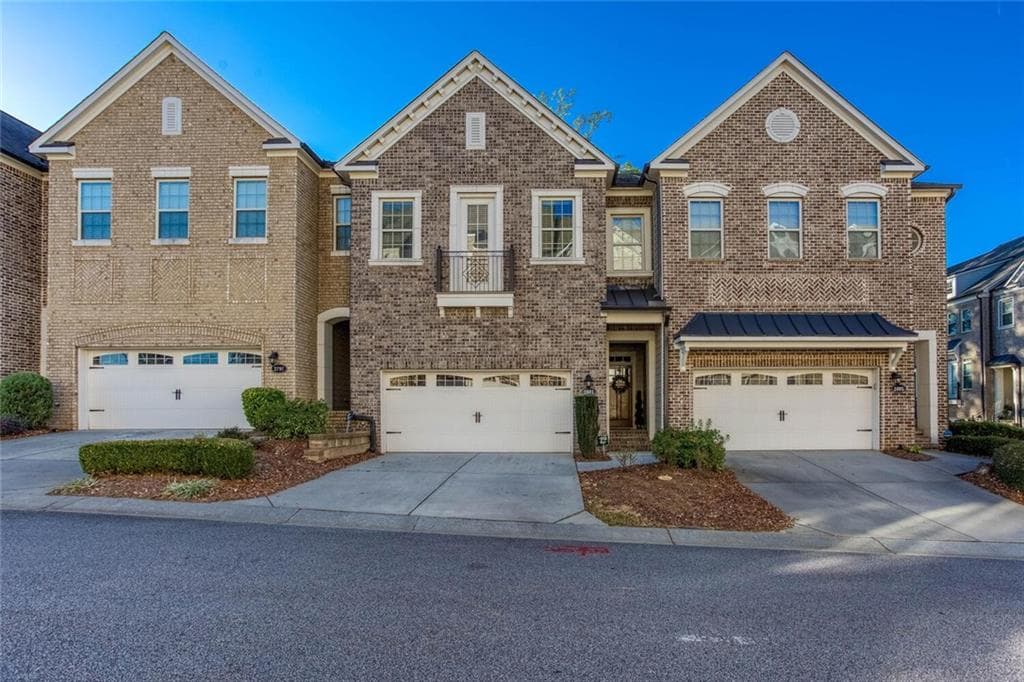 4 bedroom, 4 bathroom, 3,000 sq ft townhouse sold at 2801 Avington Lane Lot 61, Smyrna, GA 30080