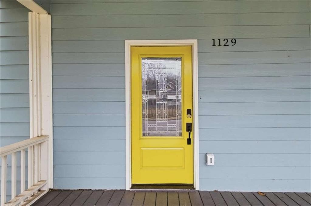 5 bedroom, 3 bathroom, 1,244 sq ft single family residence under contract at 1129 Arlington Avenue, Atlanta, GA 30310 — photo 4