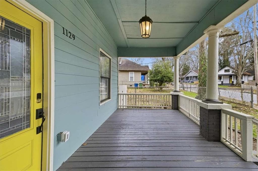 5 bedroom, 3 bathroom, 1,244 sq ft single family residence under contract at 1129 Arlington Avenue, Atlanta, GA 30310 — photo 5
