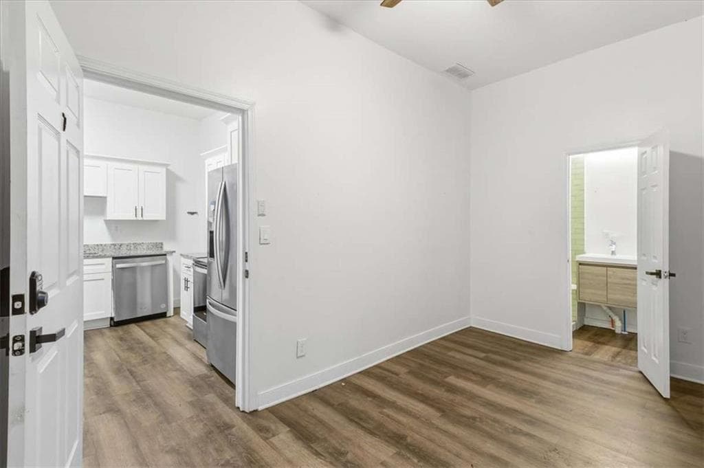 5 bedroom, 3 bathroom, 1,244 sq ft single family residence under contract at 1129 Arlington Avenue, Atlanta, GA 30310 — photo 7