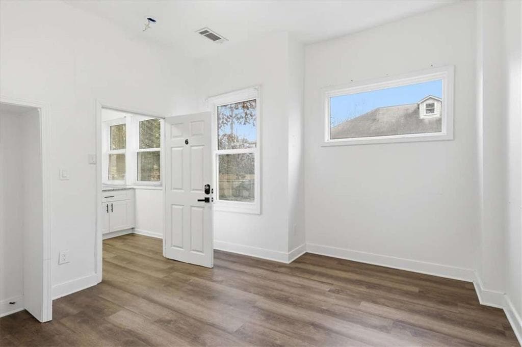 5 bedroom, 3 bathroom, 1,244 sq ft single family residence under contract at 1129 Arlington Avenue, Atlanta, GA 30310 — photo 9